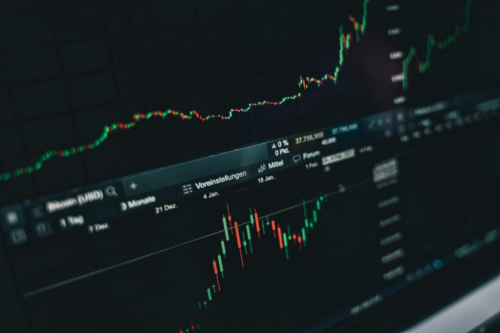 Global Markets Rattle as U.S.-Iran Conflict Sparks Oil Surge and Investor Flight