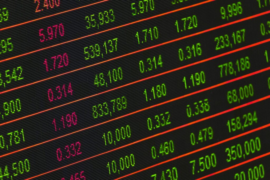 Wall Street Surges Into Second Half of 2025 as Tariffs, Inflation Cast Long Shadows