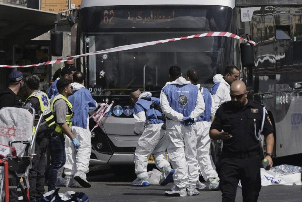 Jerusalem bus stop shooting kills 6 amid Gaza war tensions