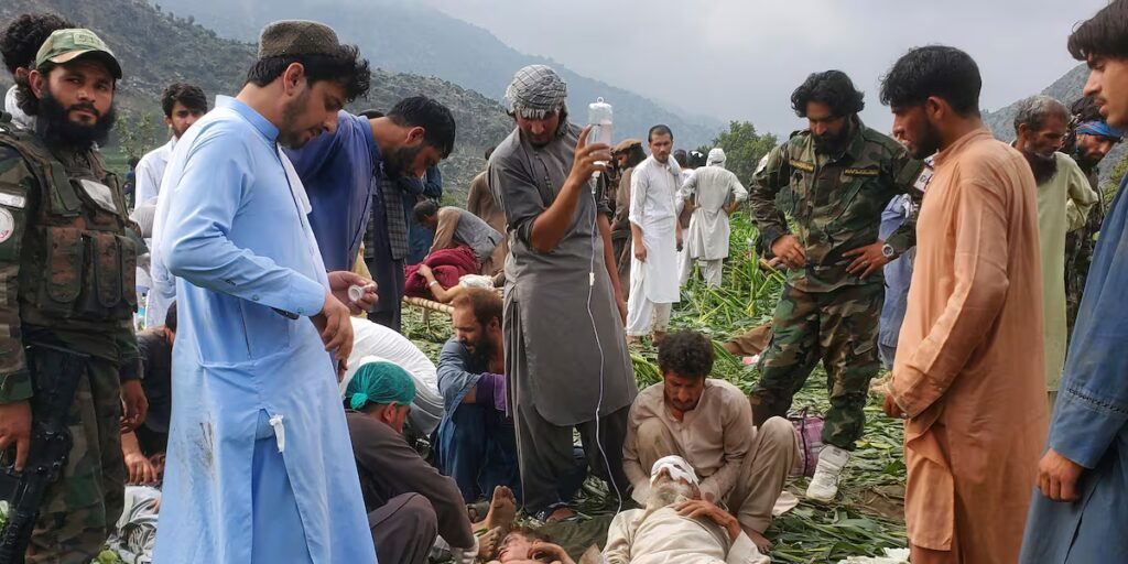 Afghanistan earthquake 2025 kills 800 and injures 2,500 in Kunar province