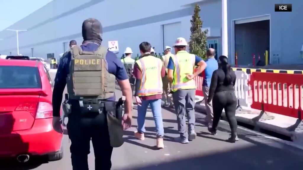 South Korea Sends Plane To U.S. To Bring Back Workers Detained In ICE Raid-thumbnail
