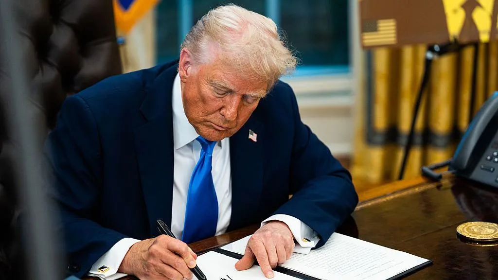 Trump Administration Sued Over $100K H-1B Visa Fee-thumbnail