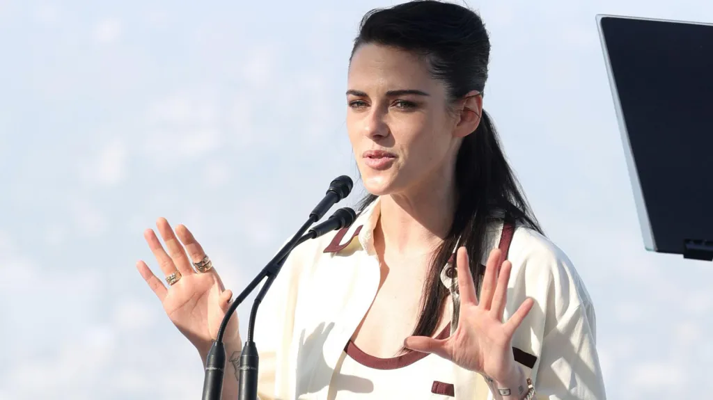 Kristen Stewart Slams Hollywood for Reversing Progress on Women Directors