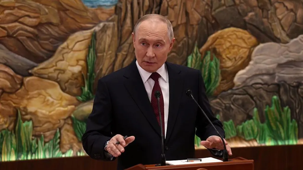 Putin doubles down on demands for Ukrainian territory