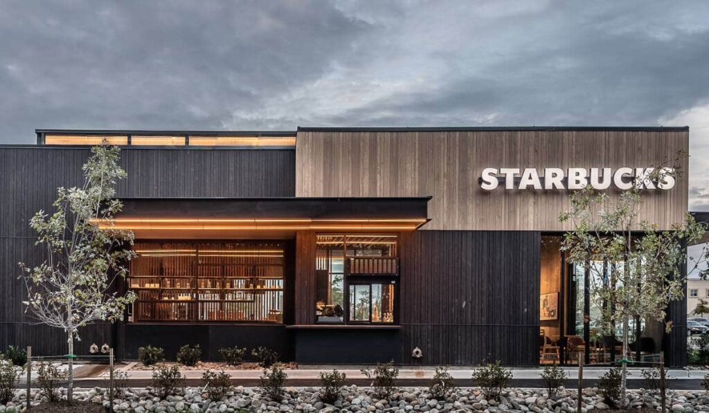 Starbucks rebounds as traffic and sales turn positive in Q1-thumbnail