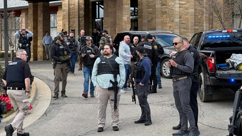 Michigan synagogue attack linked to suspect’s family deaths in Lebanon-thumbnail
