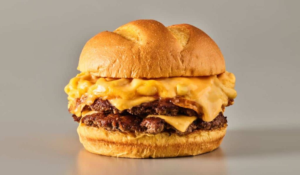 Smashburger rebuilds brand to drive growth in 2026