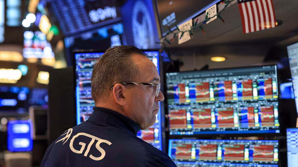 Stocks dip as oil rises on US-Iran ceasefire doubts-thumbnail