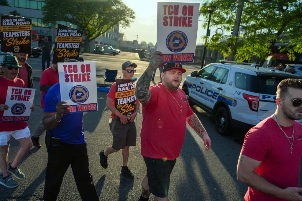 Long Island Rail Road Strike Disrupts 250,000 New York Commuters
