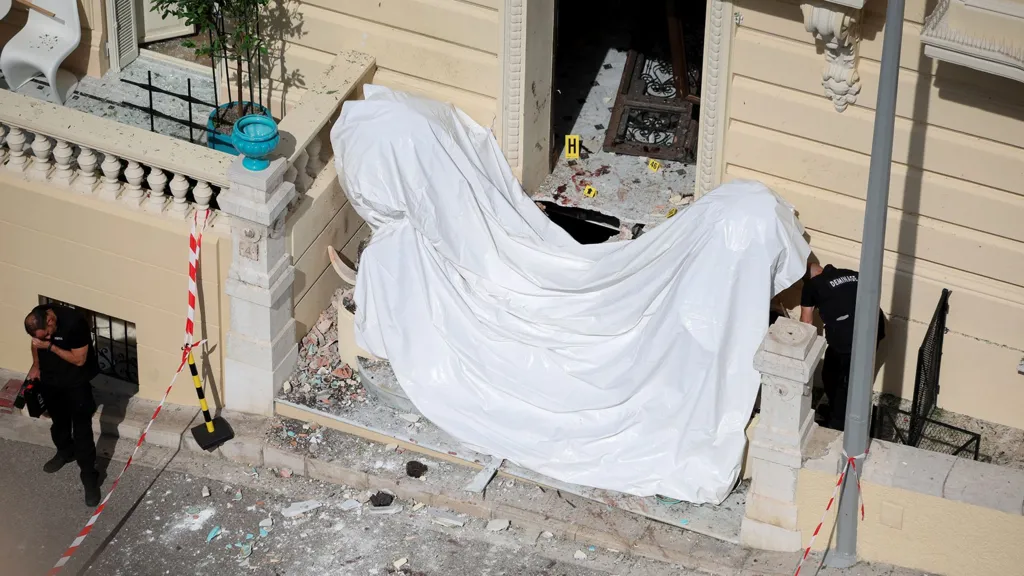 Manhunt Launched After Bomb Injures Ukrainian Oligarch in Monaco