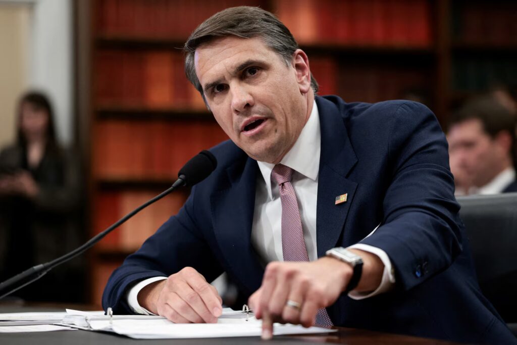 Trump to nominate Todd Blanche as attorney general in Justice Department shakeup-thumbnail