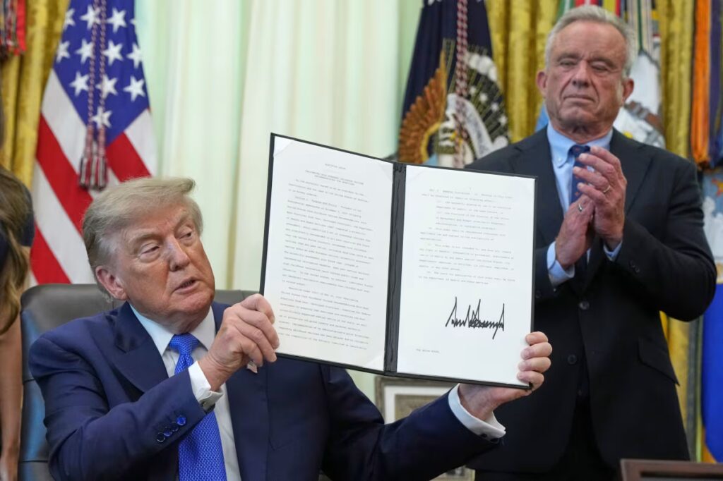 Vaccine Mandates Under Fire as Trump Order Targets States-thumbnail